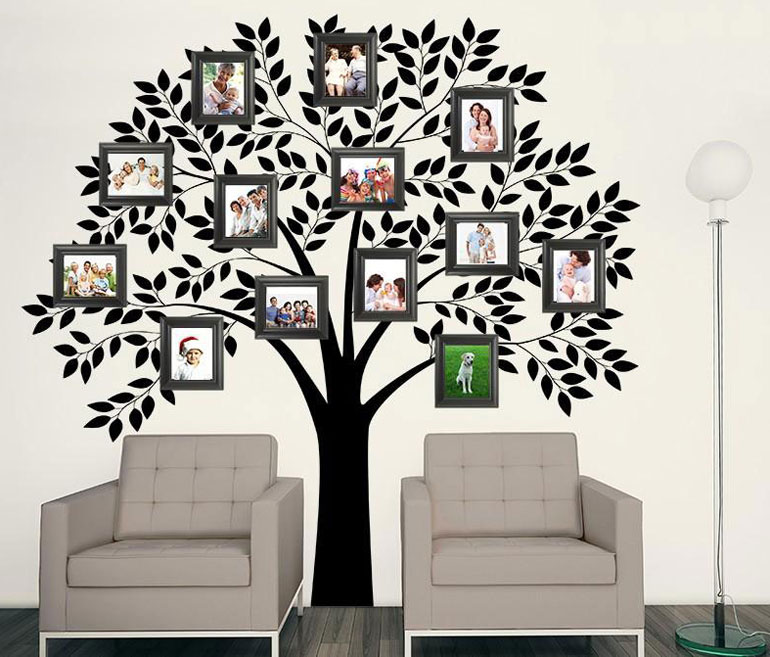 Аппликация на стене семейное дерево