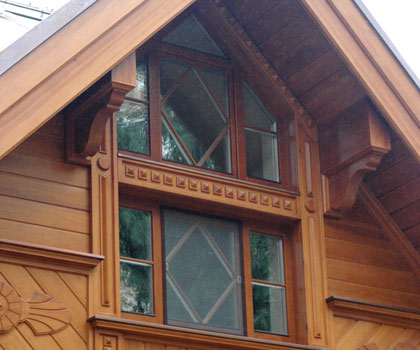 Горки, фасад деревянного дома
