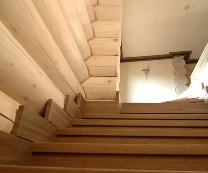 Руза, вид на деревянную лестницу
